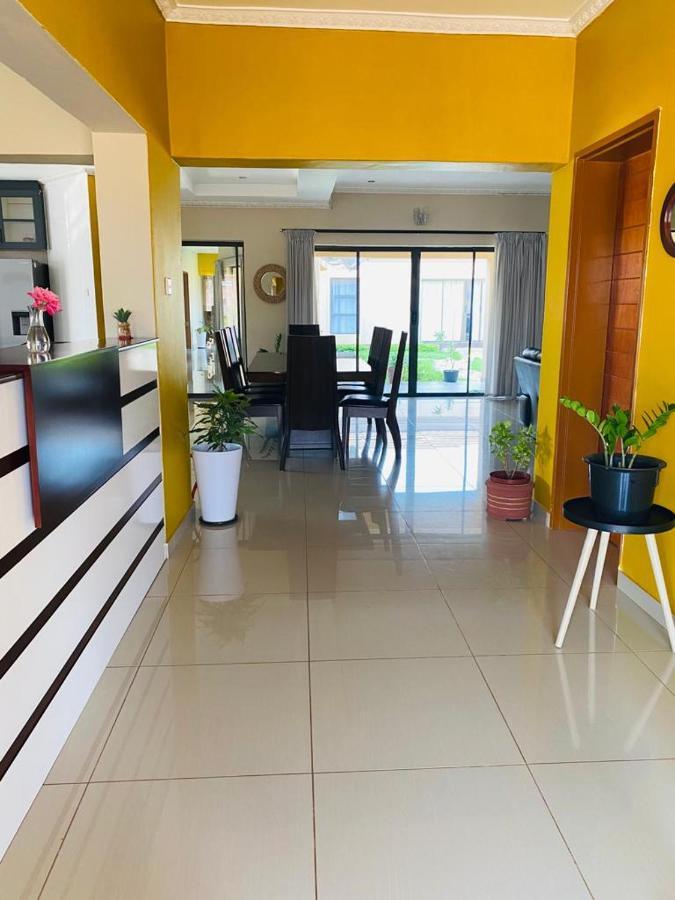 Styled Bed And Breakfast Palapye ภายนอก รูปภาพ